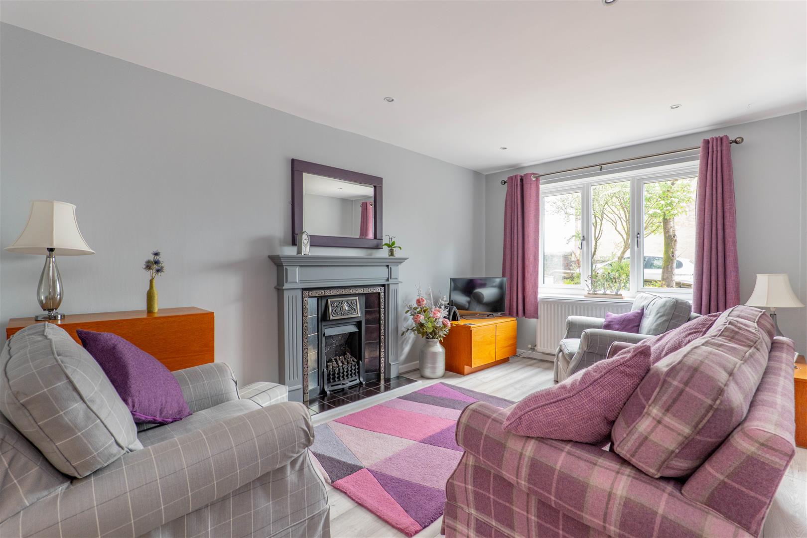 2 bed property in Naylor's Terrace, Bolton